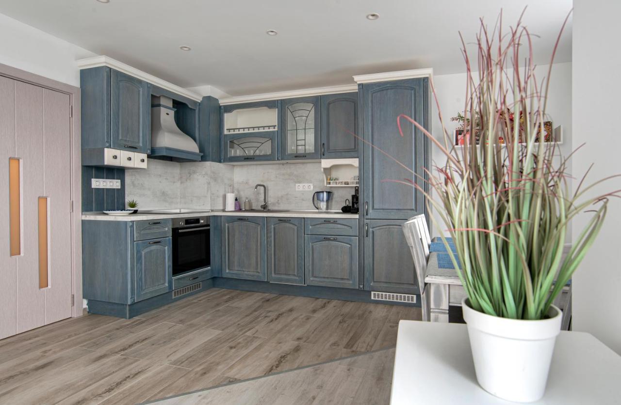 Sunny & Stylish Brand New 2Bdr Apartment + Parking Sofia Bagian luar foto